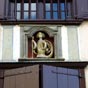 Statue de saint Jacques dans la rue des Farges.